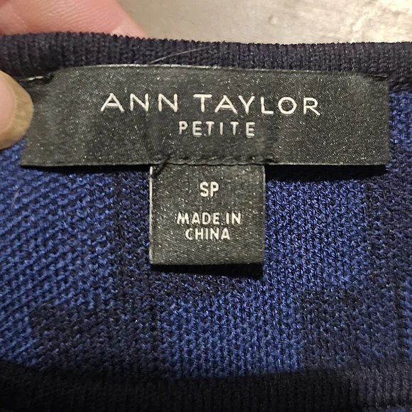 ANN TAYLOR Navy & Black Mini Dress.Size SP.EXCELLENT CONDITION! - Picture 3 of 5